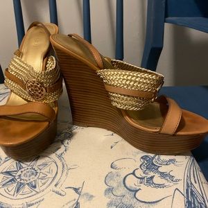 Coach Wedges